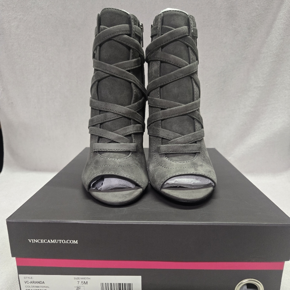 Vince Camuto VC-ARANDA Greystone True Suede Lace Up Heeled Shoe. Worn Once!